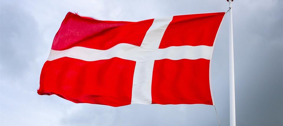 Grundlovsdag åbent kl. 9-17.